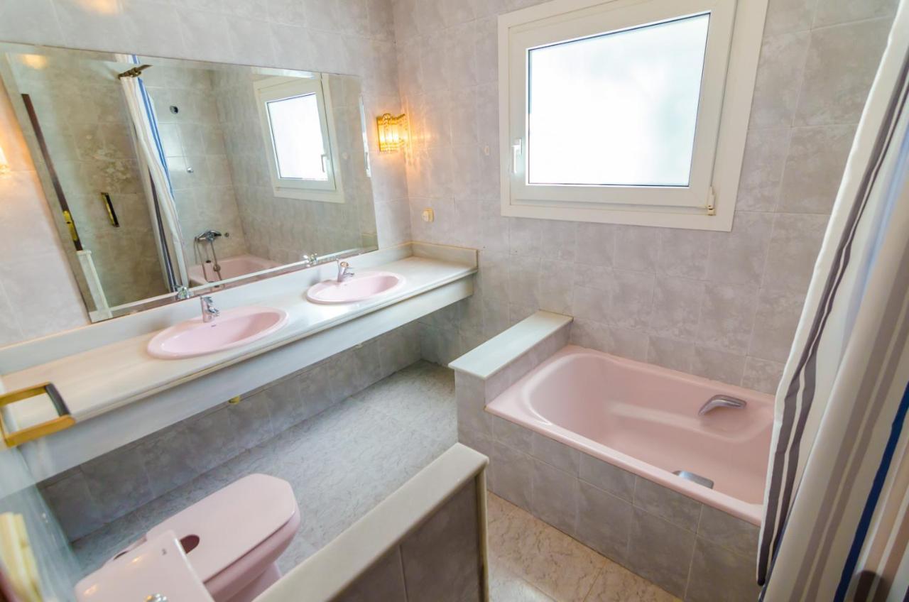 Club Villamar - Delfin Villa